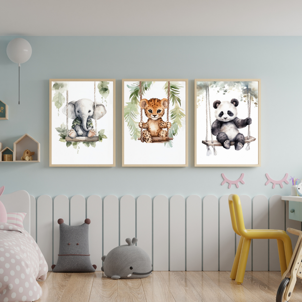 affiches bébés animaux sur balançoires